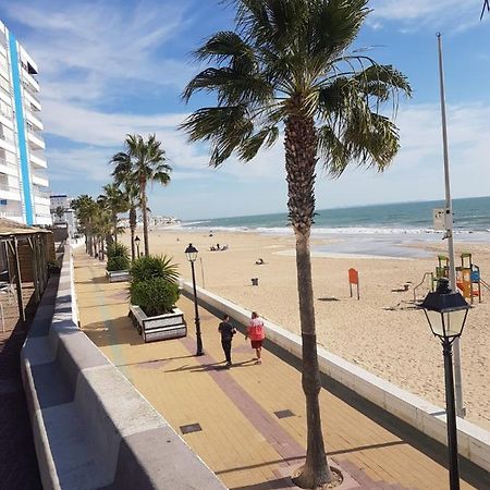 La Costilla Centro Y Playa Rota Buitenkant foto